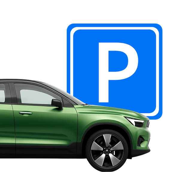Žalias elektromobilis ir parkavimo ženklas.